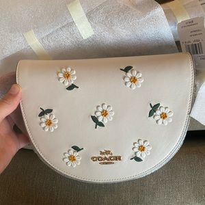 Coach Ellen Daisy embroidered cross body bag purse